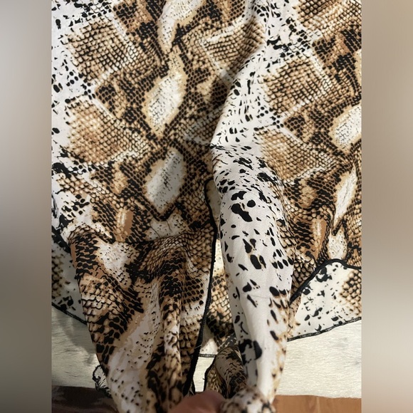 B Famous USA Snake print High Neck Tank Top Size Small - Picture 2 of 6